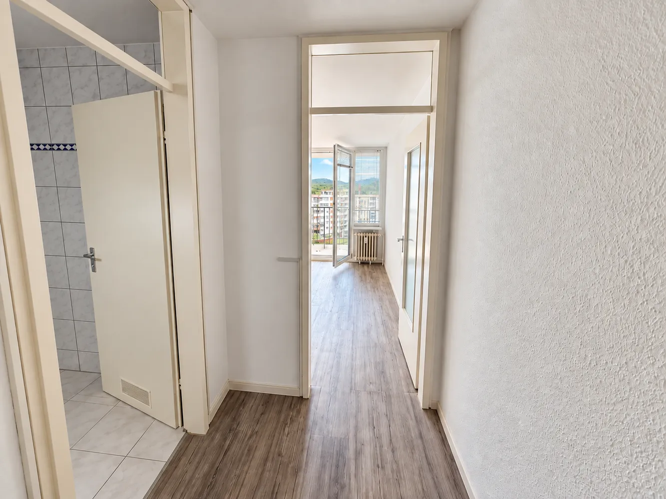 1 Zimmer Wohnung mit 35 m² in Freiburg im Breisgau – Bild 4