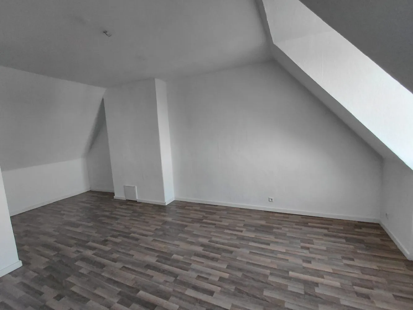 3 room apartment with 90 m² in Hanover – Photo 6