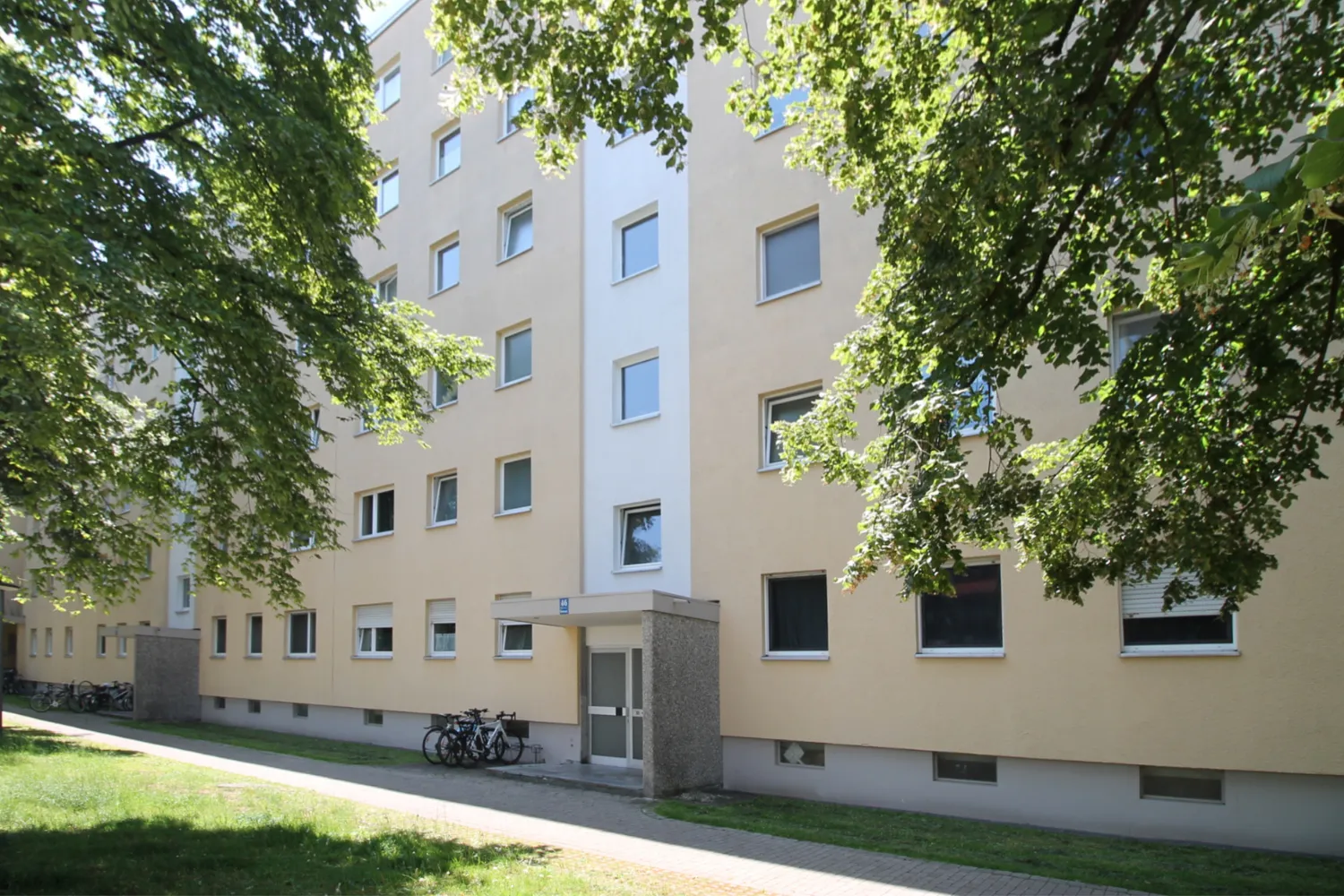 2 Zimmer Wohnung mit 63 m² in München – Bild 1
