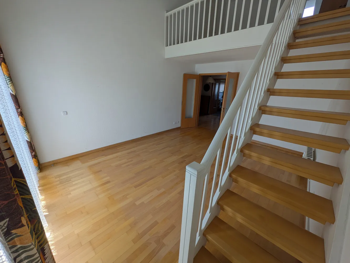 4 Zimmer Wohnung mit 93 m² in Lübeck – Bild 1