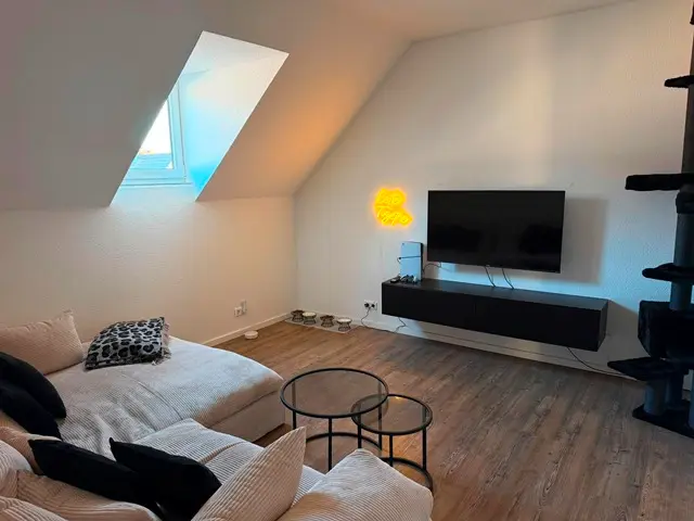 2 Zimmer Wohnung mit 72 m² in Mönchengladbach – Bild 1