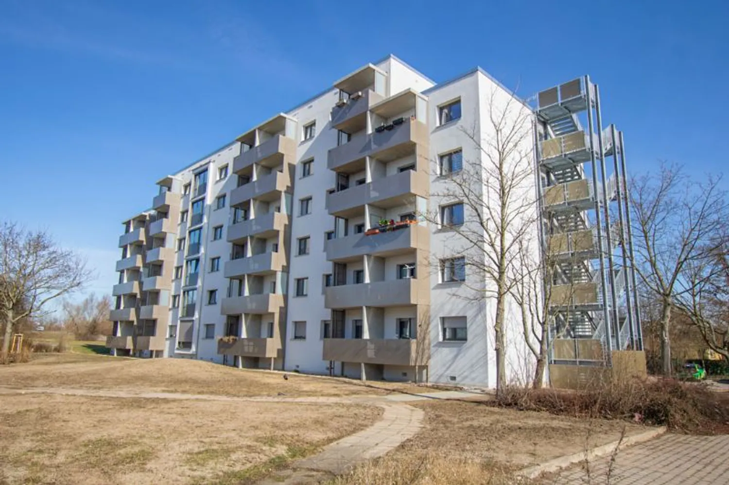 1 Zimmer Wohnung mit 31 m² in Halle (Saale) – Bild 12
