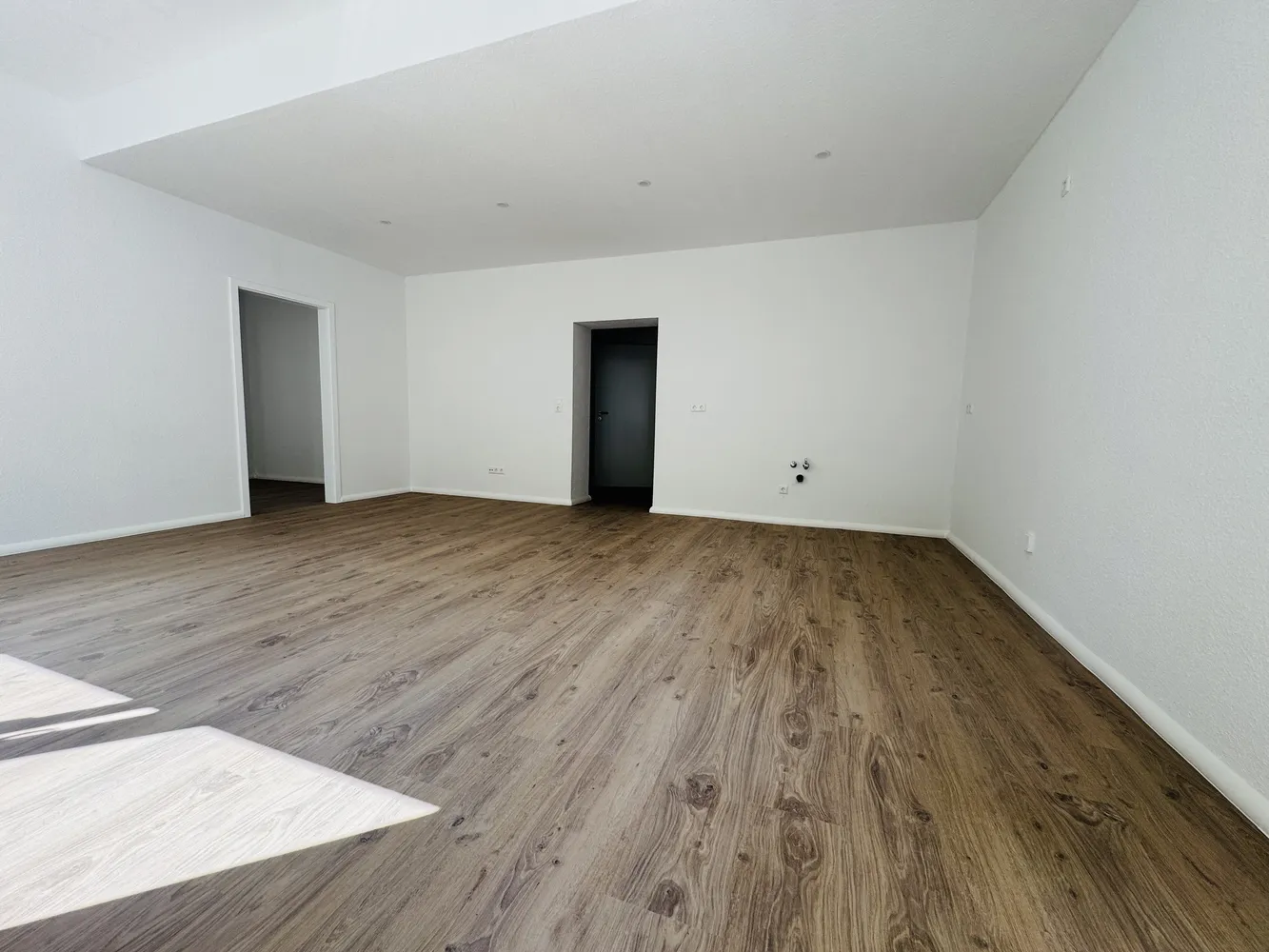 3 Zimmer Wohnung mit 91 m² in Chemnitz – Bild 2