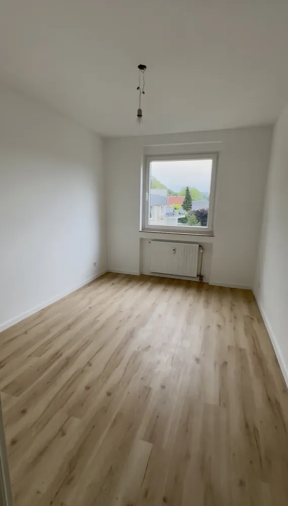 4 Zimmer Wohnung mit 97 m² in Bergisch Gladbach – Bild 8