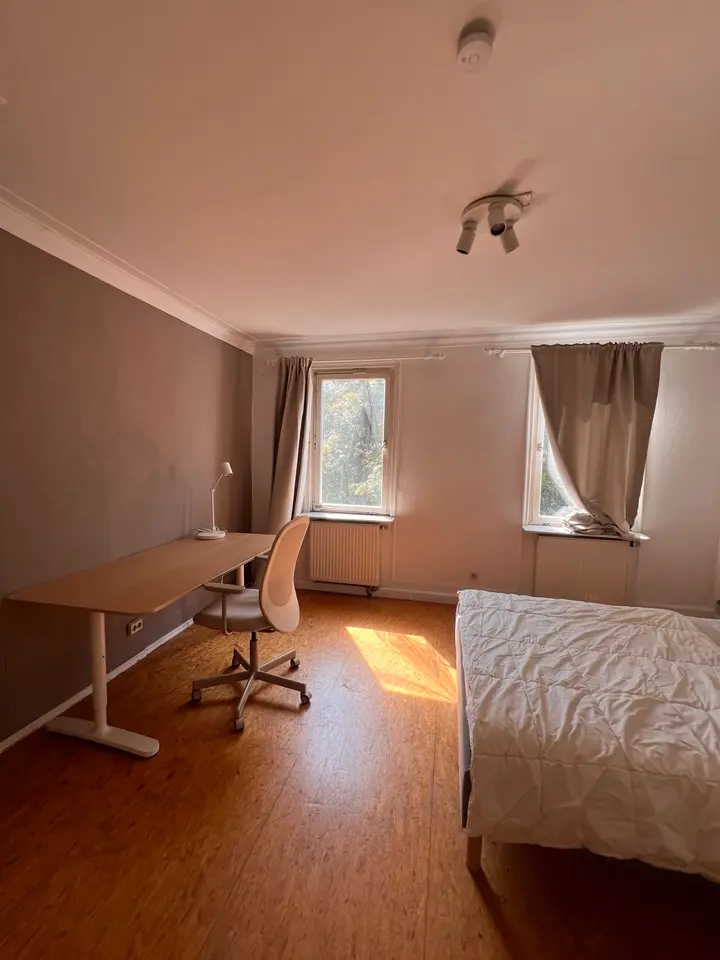 5 Zimmer Wohnung mit 107 m² in Stuttgart – Bild 1