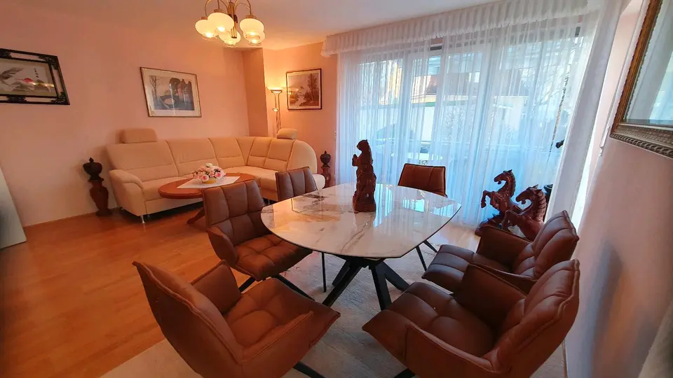 3 Zimmer Wohnung mit 95 m² in Traunstein – Bild 3