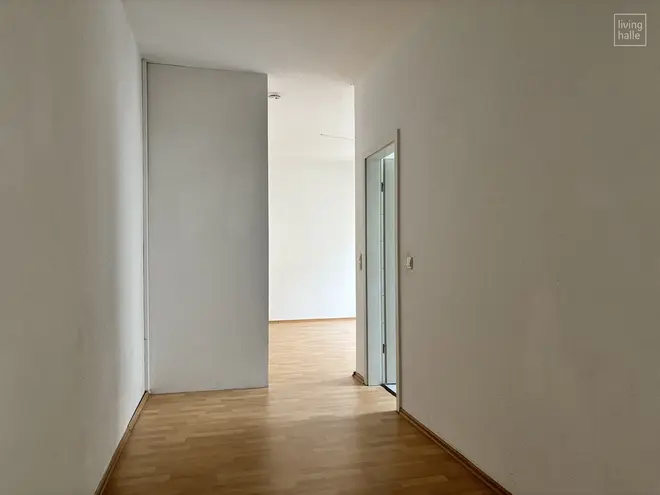 1 Zimmer Wohnung mit 37 m² in Halle (Saale) – Bild 2