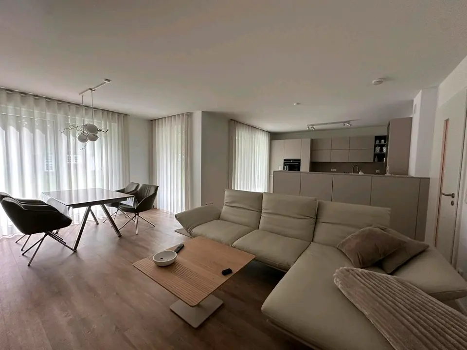 2 room apartment with 83 m² in Frankfurt (Oder) – Photo 1