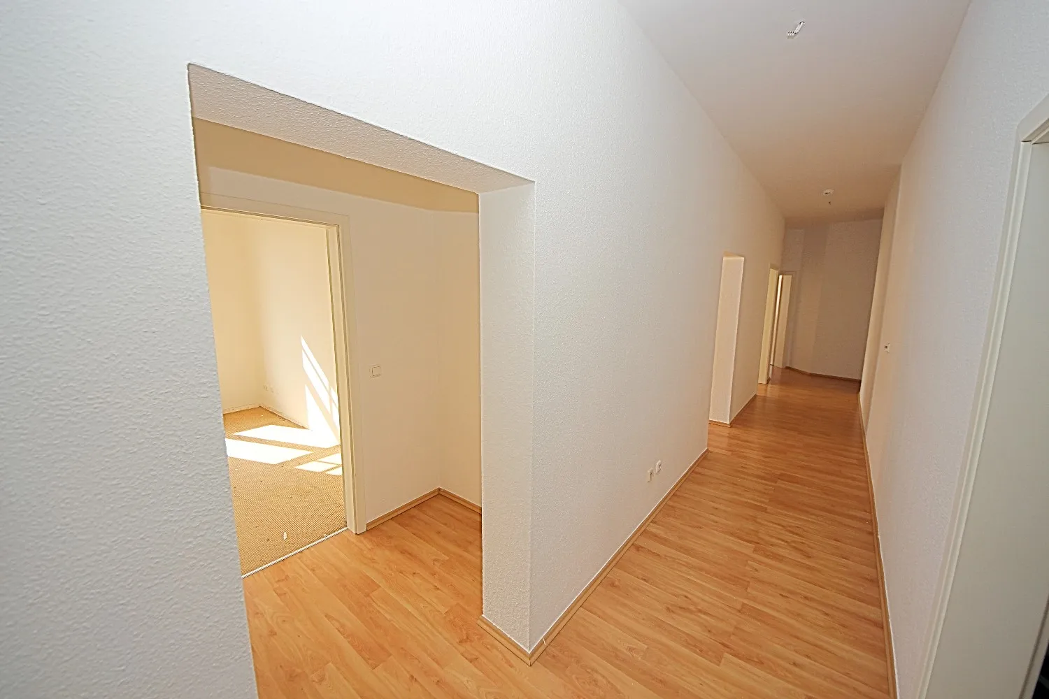 4 Zimmer Wohnung mit 123 m² in Magdeburg – Bild 9
