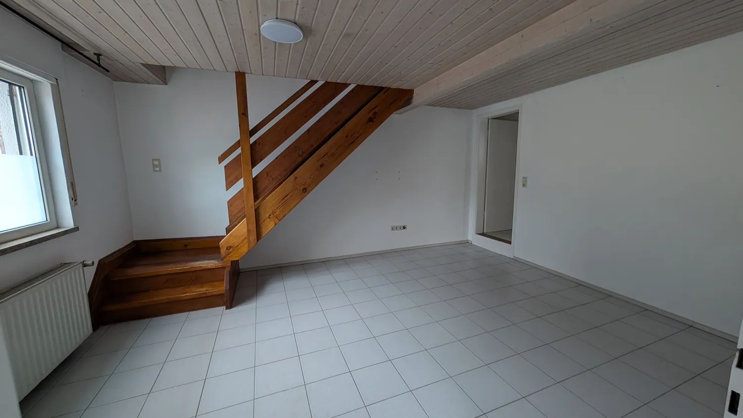 2 Zimmer Wohnung mit 40 m² in Karlsruhe – Bild 2