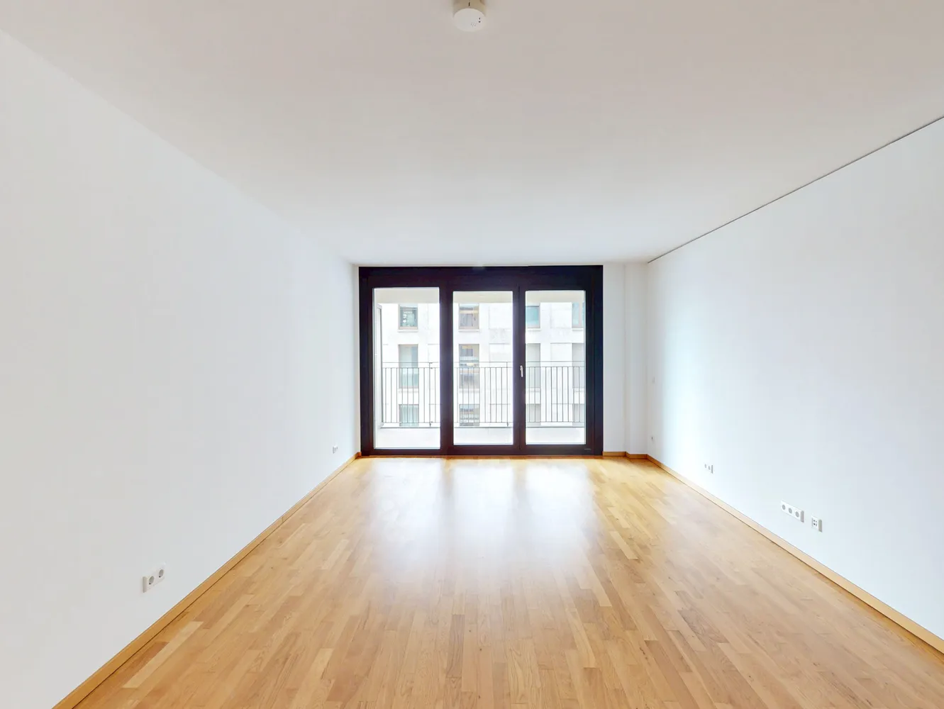 2 Zimmer Wohnung mit 73 m² in Frankfurt am Main – Bild 2