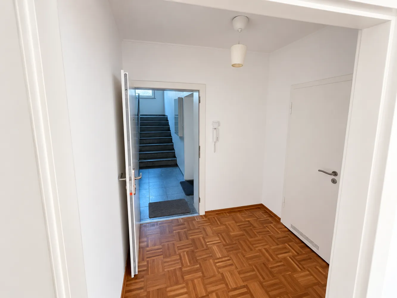 2 Zimmer Wohnung mit 42 m² in Essen – Bild 4