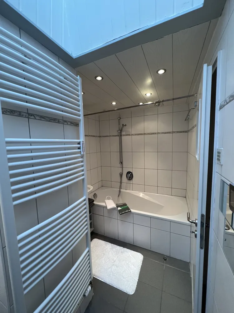 4 Zimmer Wohnung mit 90 m² in Karlsruhe – Bild 5
