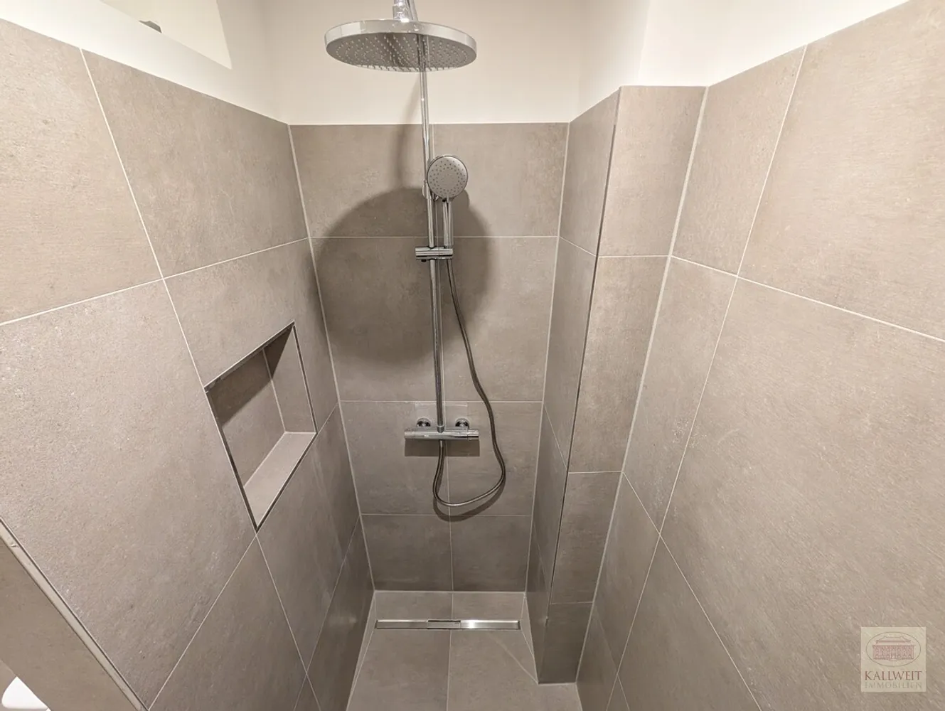 1 Zimmer Wohnung mit 40 m² in Düsseldorf – Bild 11