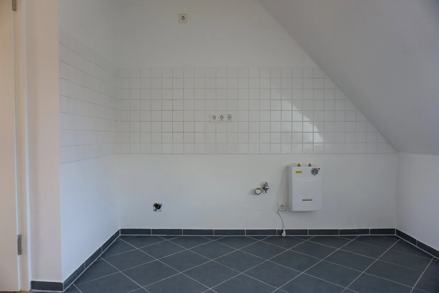 3 Zimmer Wohnung mit 40 m² in Wiesbaden – Bild 12