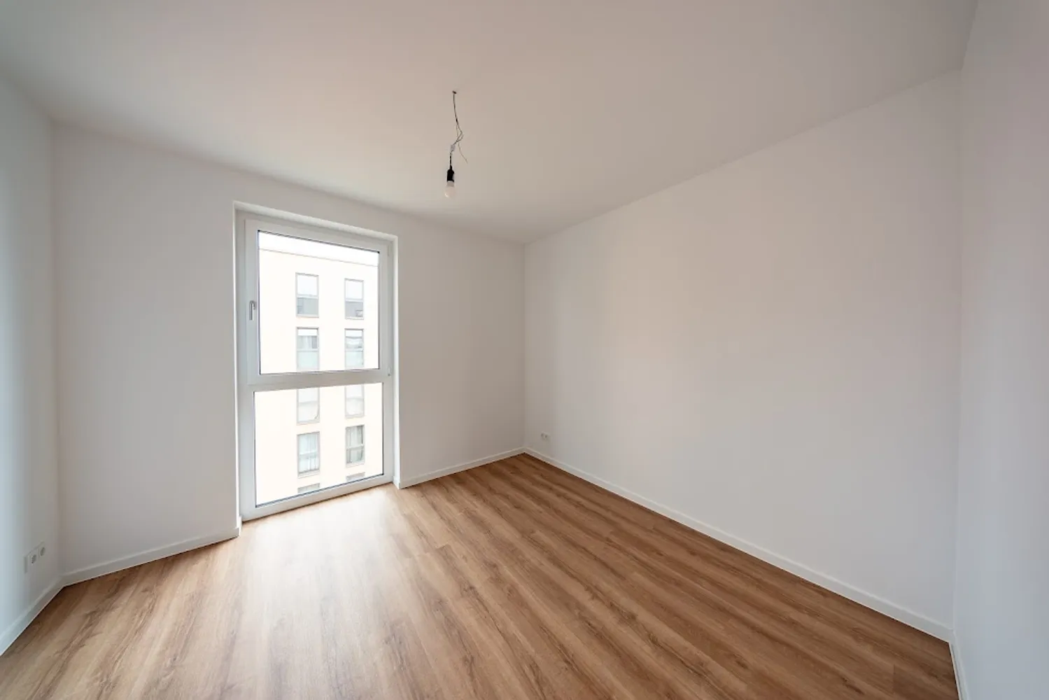 5 Zimmer Wohnung mit 102 m² in Berlin – Bild 7
