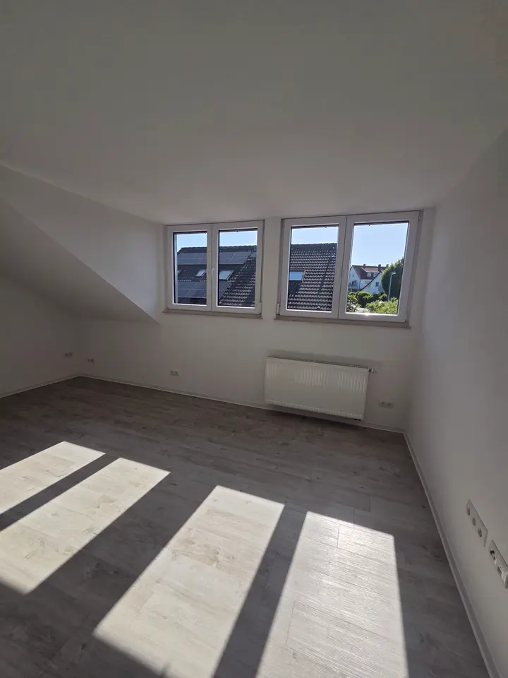 4 Zimmer Wohnung mit 105 m² in Metzingen – Bild 1