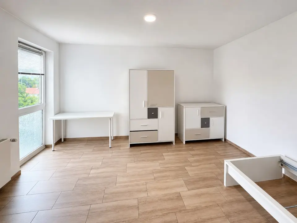2 Zimmer Wohnung mit 28 m² in Erlangen – Bild 2