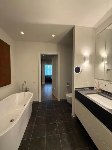 5 Zimmer Wohnung mit 198 m² in Düsseldorf – Bild 12