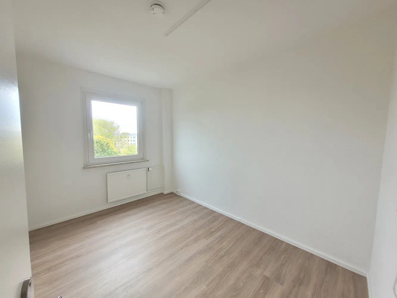 4 Zimmer Wohnung mit 70 m² in Halle (Saale) – Bild 9