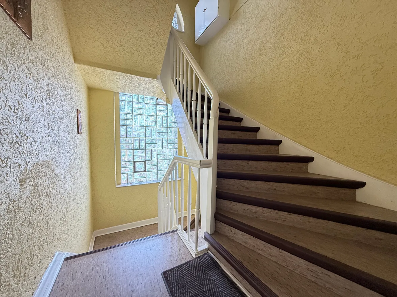 2 Zimmer Wohnung mit 71 m² in Krefeld – Bild 8