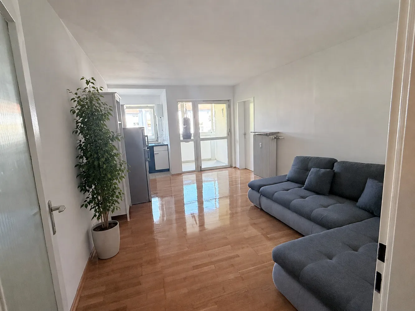 2 room apartment with 48 m² in Augsburg – Photo 1