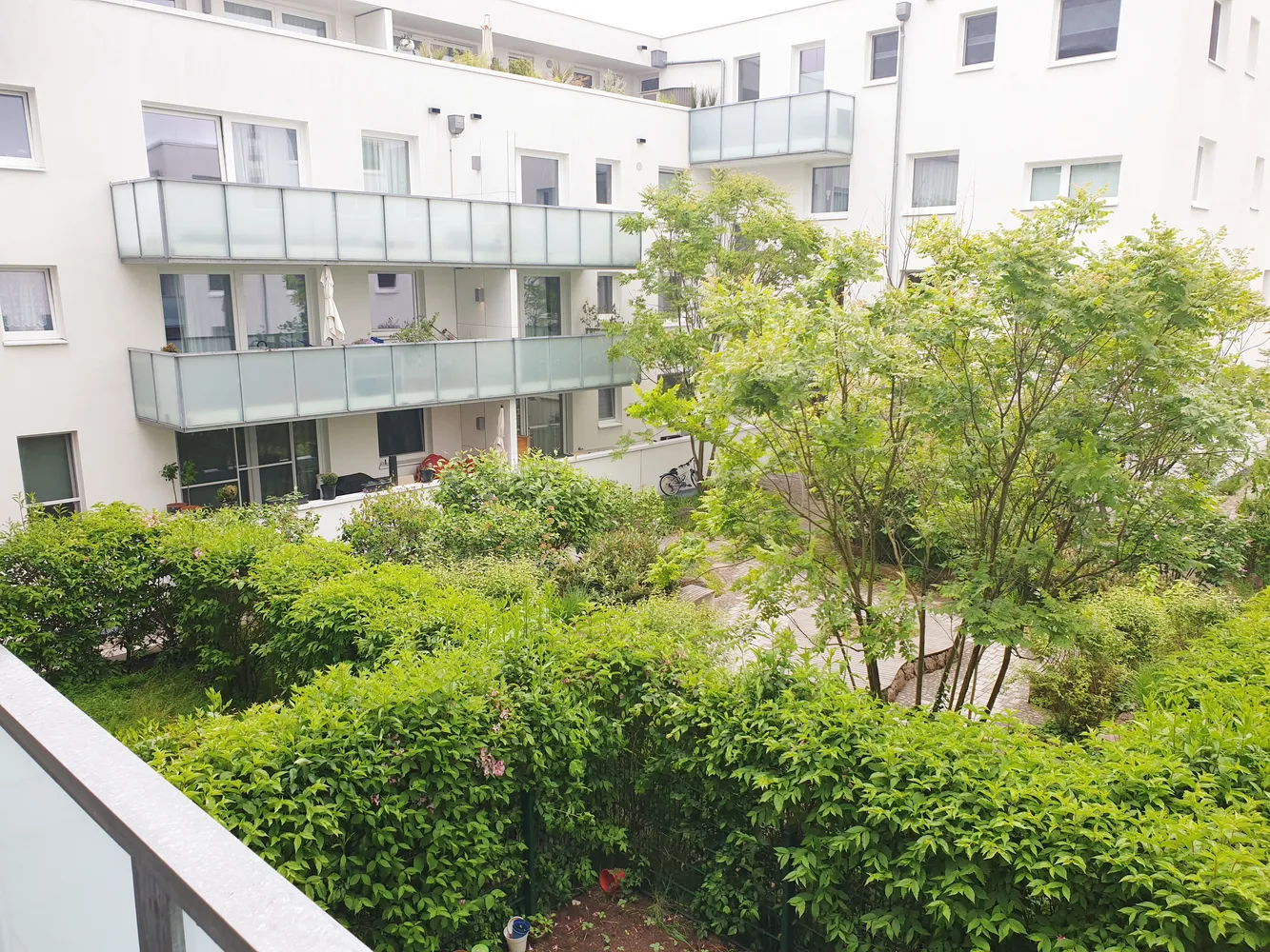 3 Zimmer Wohnung mit 95 m² in Frankfurt am Main – Bild 2
