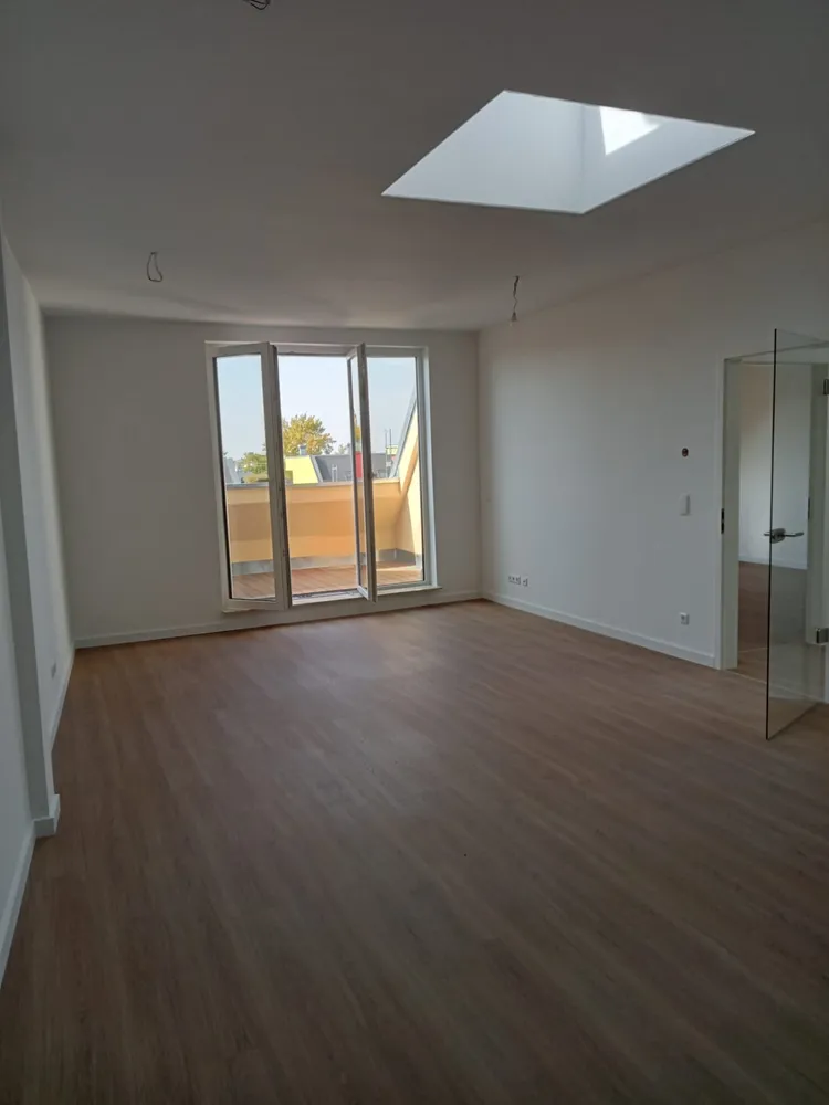 3 Zimmer Wohnung mit 101 m² in Berlin – Bild 2