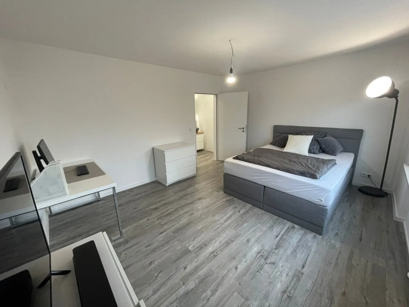 3 room apartment with 93 m² in Düsseldorf – Photo 12