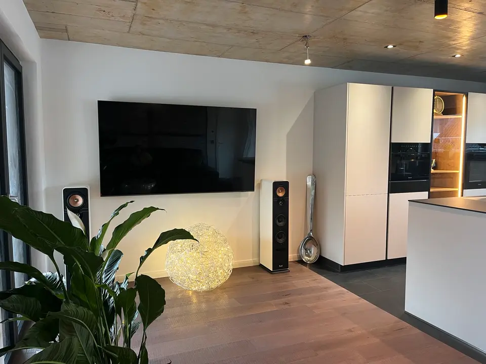 5 Zimmer Wohnung mit 130 m² in Bergisch Gladbach – Bild 2