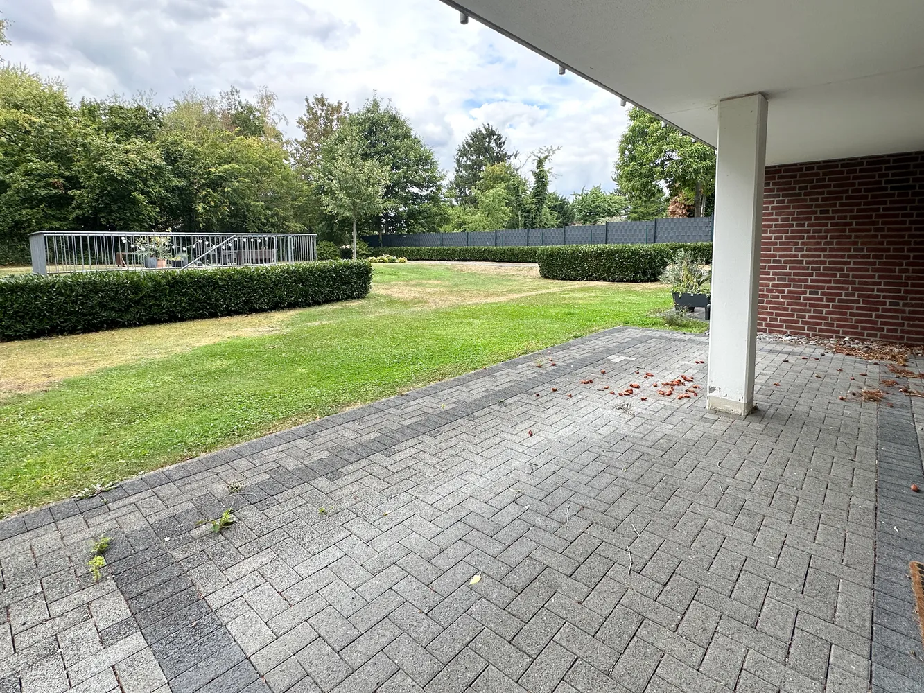 2 Zimmer Wohnung mit 71 m² in Düsseldorf – Bild 2