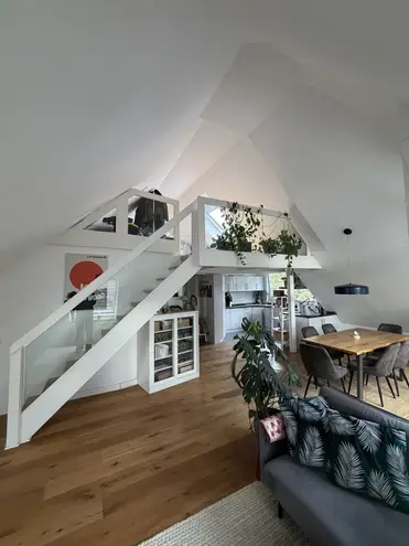 2 Zimmer Wohnung mit 94 m² in Hamburg – Bild 1