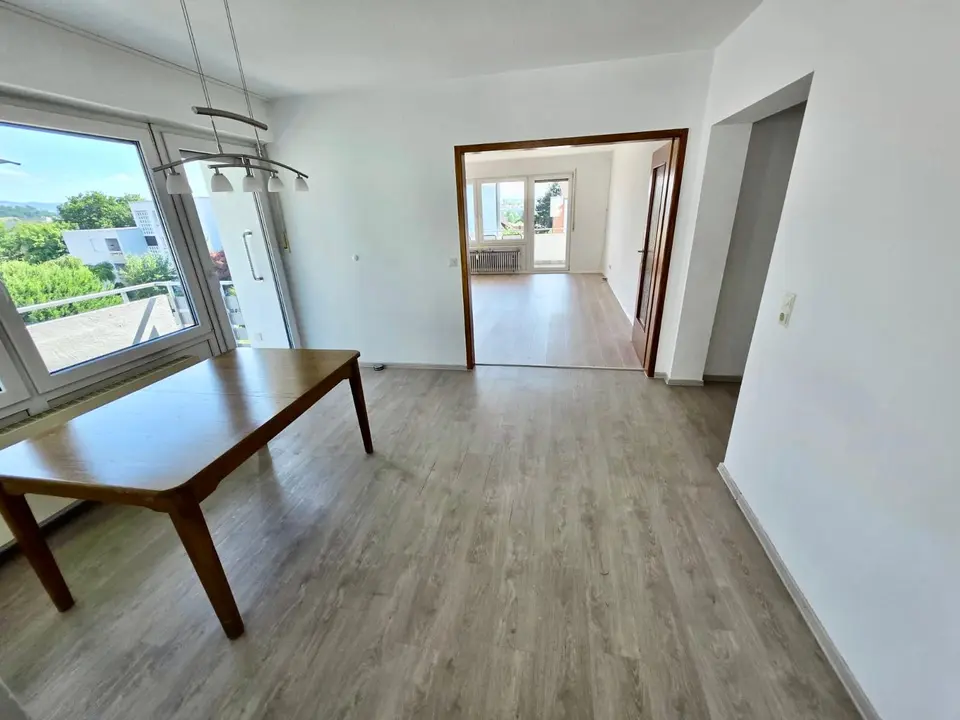 5 Zimmer Wohnung mit 142 m² in Nürtingen – Bild 4