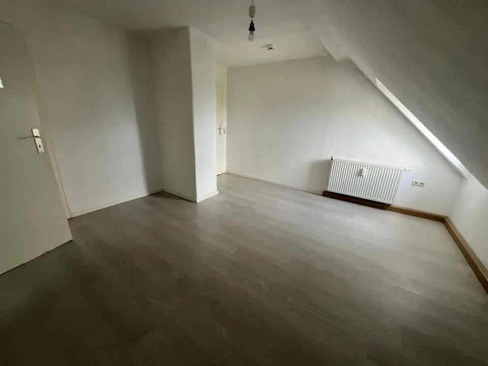 3 Zimmer Wohnung mit 56 m² in Hof – Bild 2