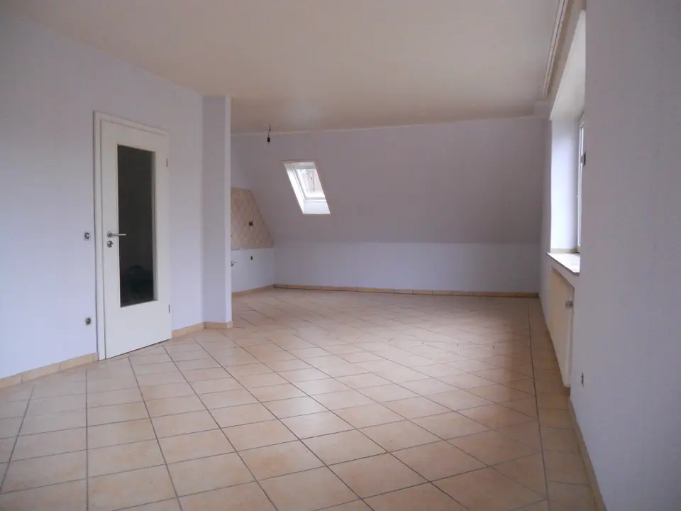 4 Zimmer Wohnung mit 92 m² in Emmerich am Rhein – Bild 2