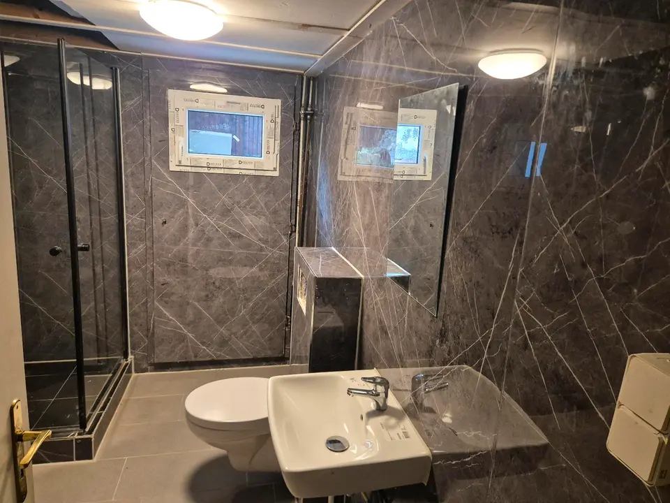 8 Zimmer Wohnung mit 150 m² in Bremen – Bild 5