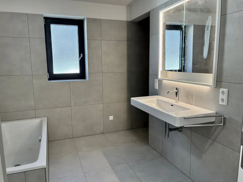 6 Zimmer Wohnung mit 142 m² in Weingarten – Bild 7