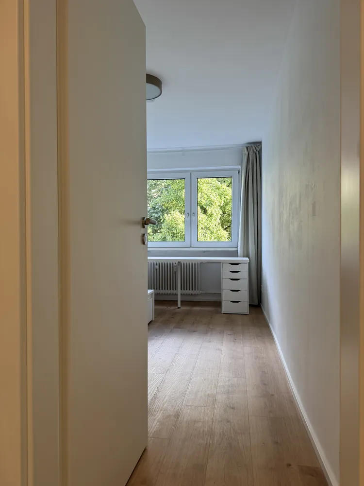 1 room apartment with 12 m² in Stuttgart – Photo 4