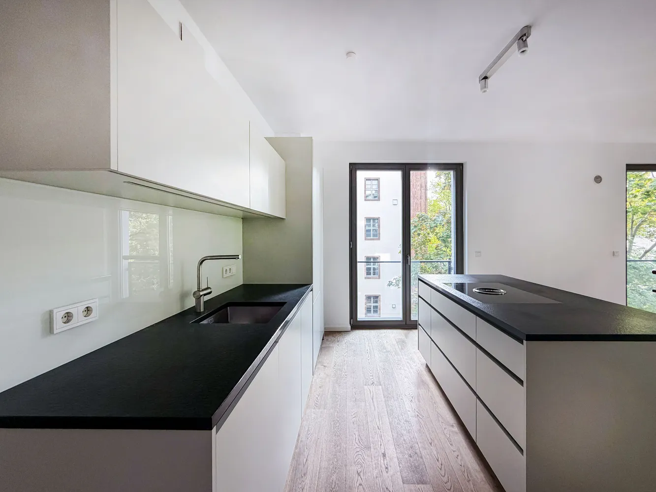 4 room apartment with 103 m² in Berlin – Photo 8