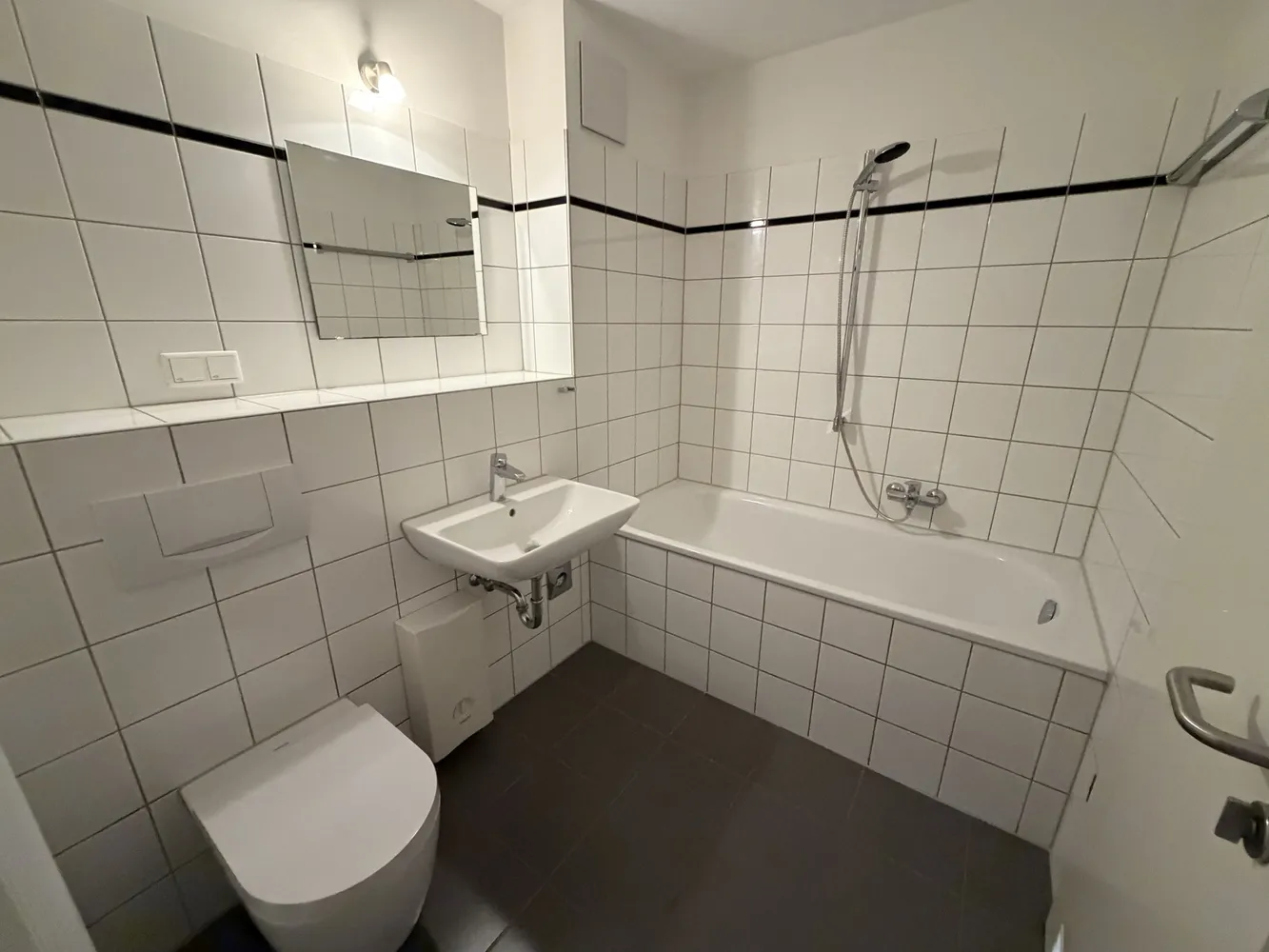 4 Zimmer Wohnung mit 75 m² in Düsseldorf – Bild 8