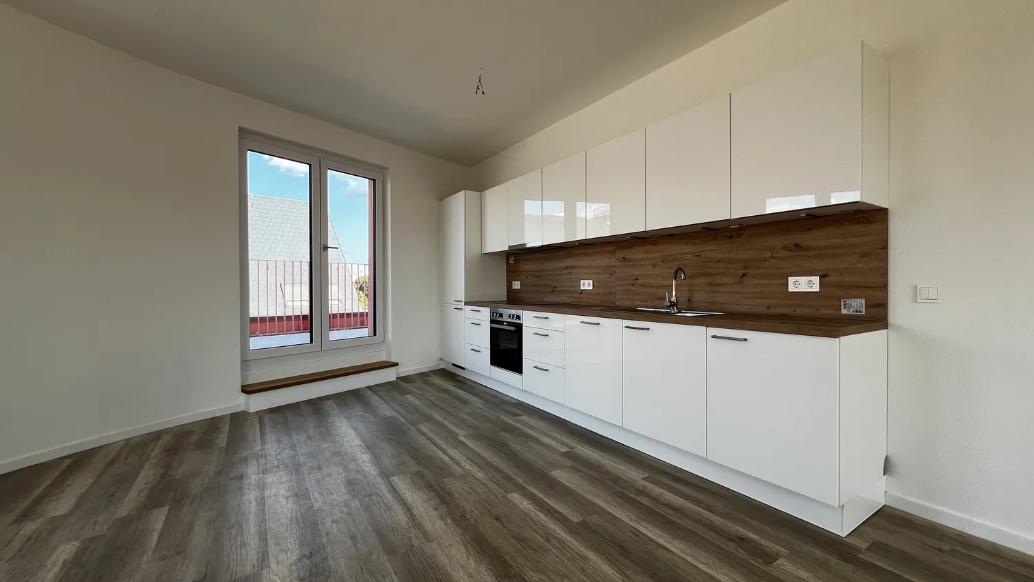 3 Zimmer Wohnung mit 131 m² in Berlin – Bild 2
