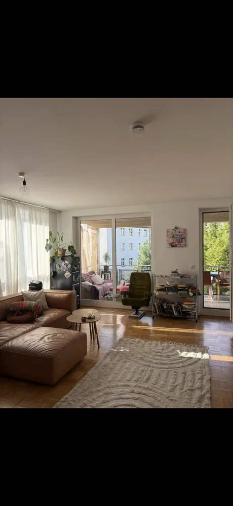 2 Zimmer Wohnung mit 85 m² in Berlin – Bild 2
