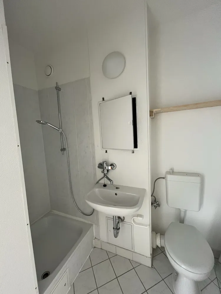2 Zimmer Wohnung mit 42 m² in Halle (Saale) – Bild 5