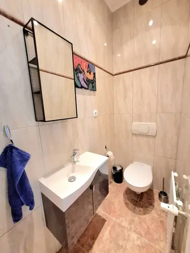 6 Zimmer Haus mit 194 m² in Berlin – Bild 6