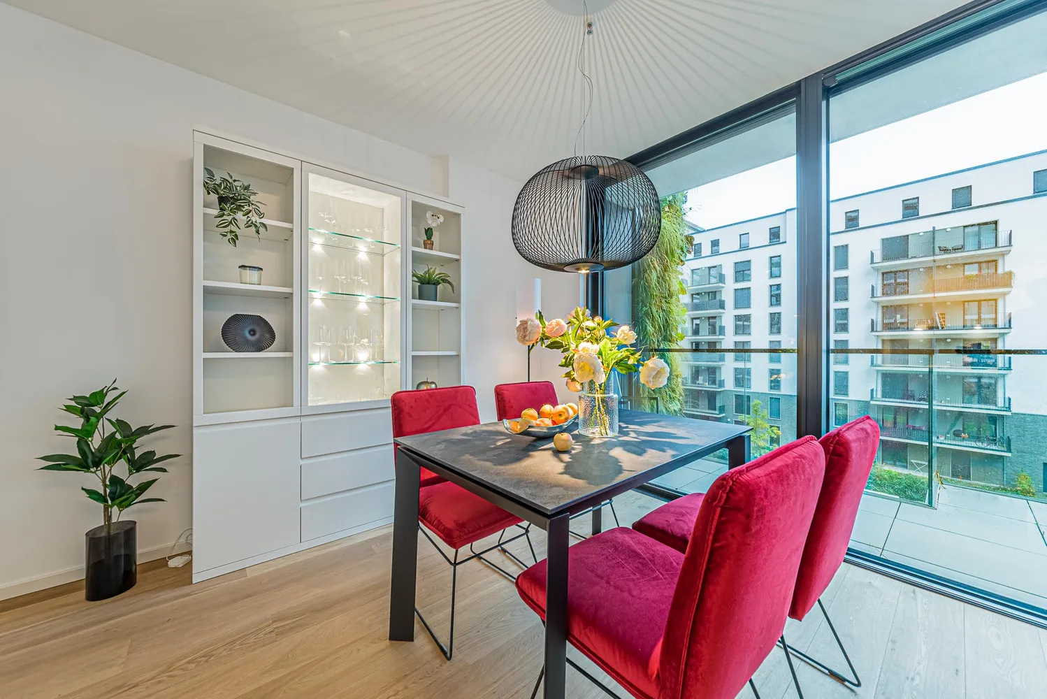 2 Zimmer Wohnung mit 62 m² in Frankfurt am Main – Bild 2