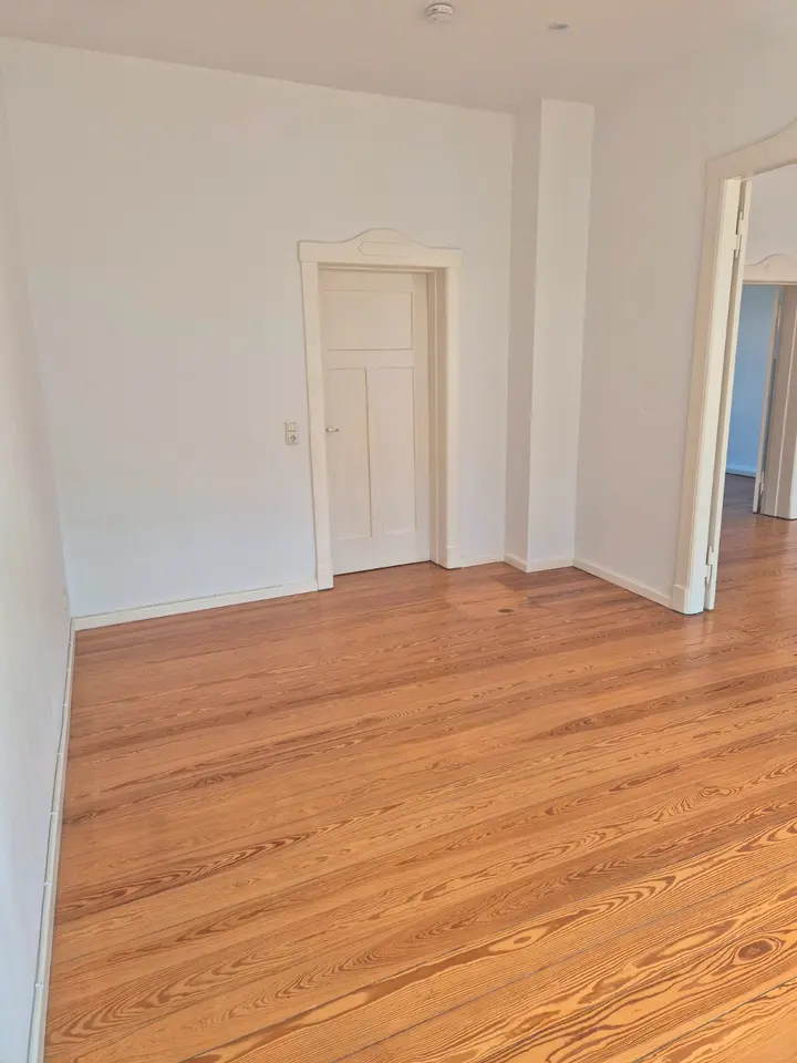 2 Zimmer Wohnung mit 65 m² in Schwerin – Bild 4