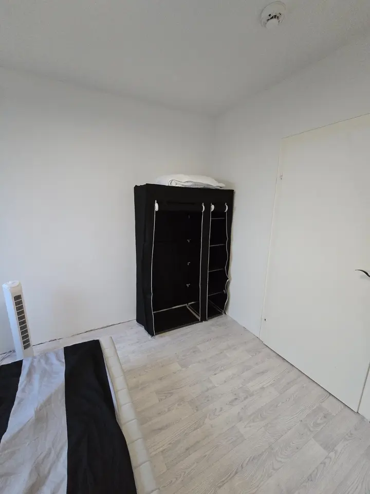 WG-Zimmer mit 80 m² in Langenfeld – Bild 3