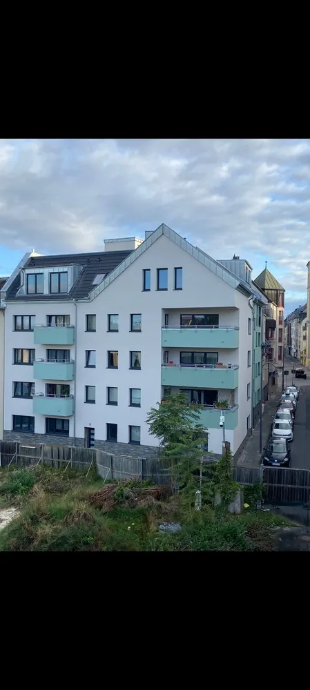 4 Zimmer Wohnung mit 136 m² in Köln – Bild 1