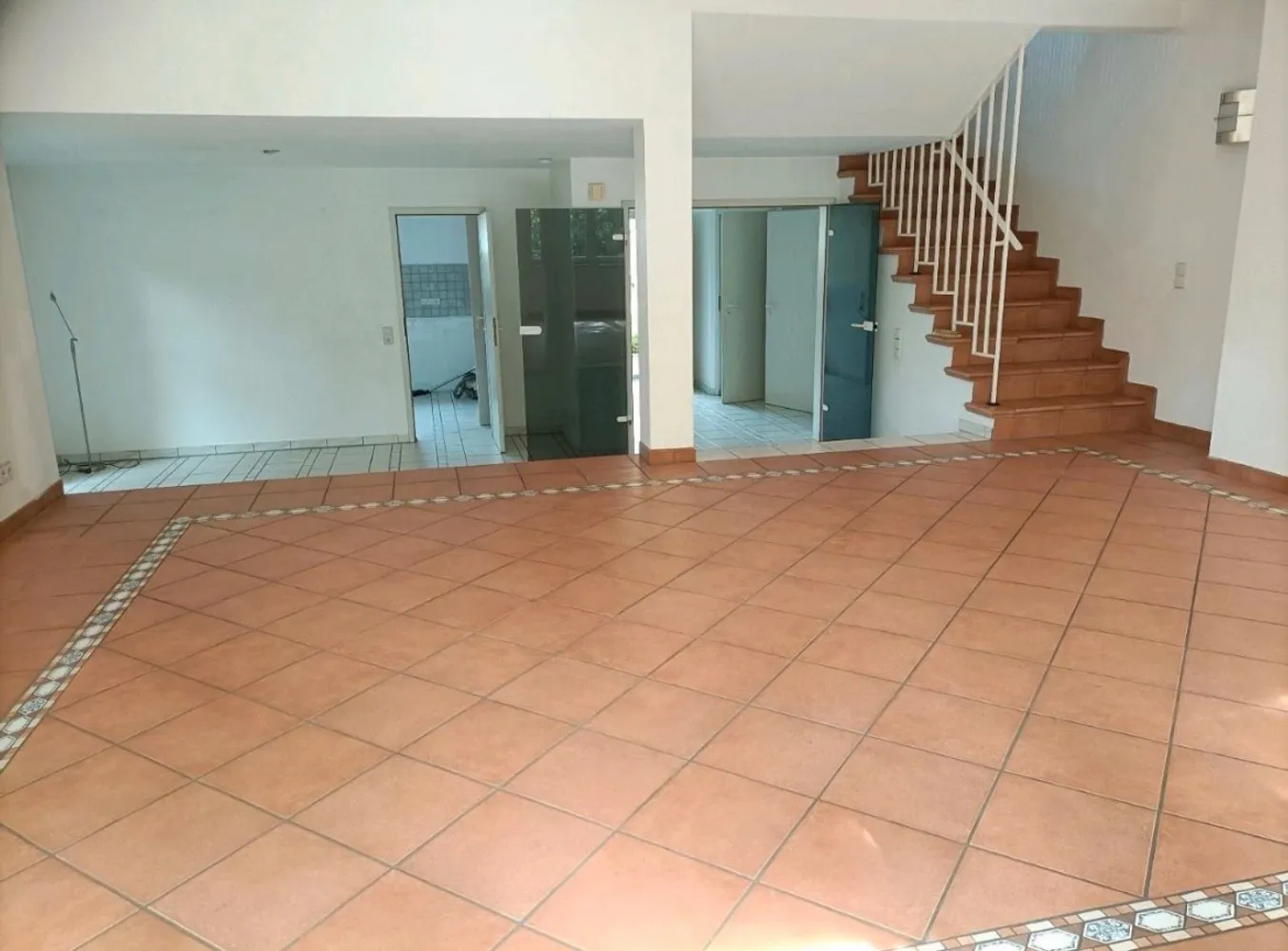 7 room house with 200 m² in Bergisch Gladbach – Photo 6