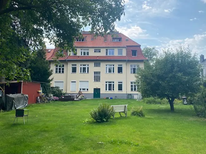 17 Zimmer Haus mit 450 m² in Berlin – Bild 1